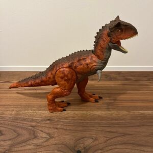 スーパーアクション　カルノタウルス　 恐竜　音あり　人形　フィギュア　おもちゃ