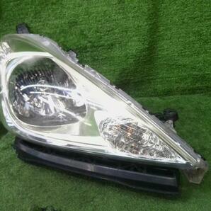 フィットシャトル DAA-GP2 GP3 GP GJ 右 ヘッドランプ ヘッドライト ASSY ハイブリッド NH624P 33101-TD7-J21の画像2