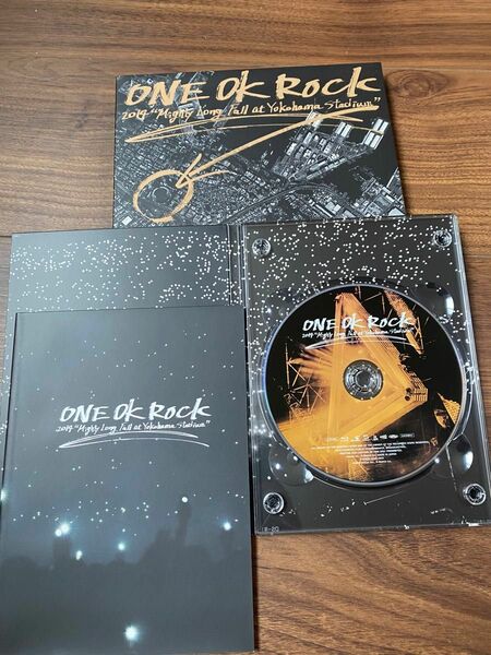 ONE OK ROCK ワンオク ライブDVD Blu-ray