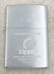 ☆ライター★ZIPPO ジッポー WINDPROOF LIGHTER MANUFACTURING CO since 1932 オイルライター シルバー 喫煙具 火花OK