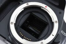 【実用品】Canon キャノン EOS KISS X2 ボディ ショット数2959回 デジタル一眼カメラ #829-1_画像8