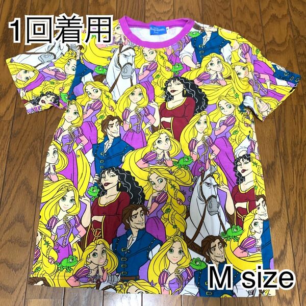 M ディズニー　ラプンツェル　総柄　Tシャツ　男女兼用　ランド　シー 半袖 DISNEY