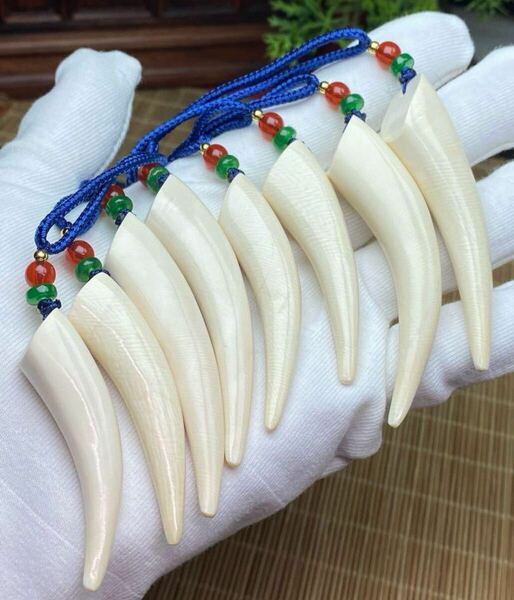 天然マンモス牙美しい手作り彫刻　2素牙尖　ネックレス