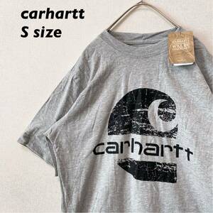 日本未発売【新品タグ付き】カーハート　半袖Tシャツ　ビッグプリント　灰色　Sサイズ　carhartt ユニセックス　プリントロゴ