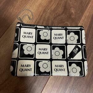 MARYQUANT ポーチ 