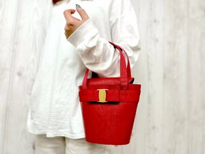  ultimate beautiful goods Ferragamo Ferragamo vala ribbon handbag bag Lizard type pushed . leather × nylon canvas red 71559