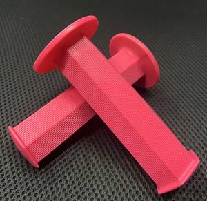 ● 即決 汎用 六角グリップ 非貫通式 ピンク 新品 PINK