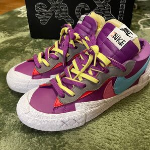【美品/希少品】カウズ × サカイ × ナイキ ブレーザーロー パープルダスク