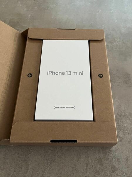 iPhone 13 mini ミッドナイト 128 GB SIMフリー 未開封 整備品　②