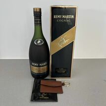 ⑧【古酒 未開栓】V.S.O.P. レミーマルタン REMY MARTIN 特級ブランデー コニャック 箱/ノベルティ付き ヴィンテージ洋酒 ビンテージVSOP _画像1