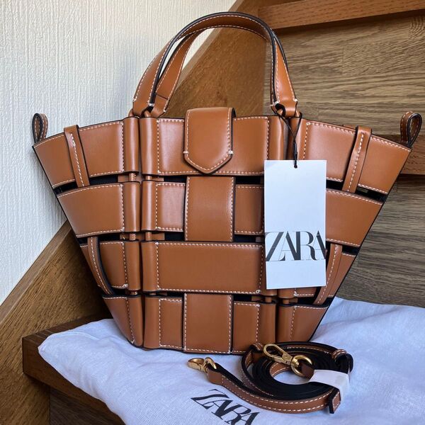ZARA コントラストトップステッチミニトートバック
