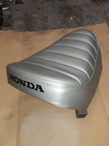 ホンダ　メッキ　ゴリラ　純正　シート　銀　シルバー　鉄ベース　破れ無し　中古品　当時物　レア物