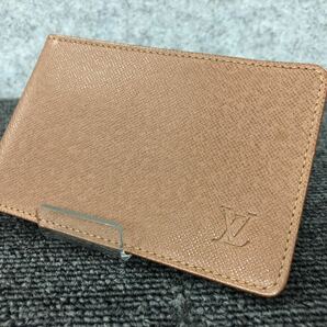 □【売り切り】LOUIS VUITTON ルイヴィトン タイガ 二つ折り財布 カードケース パスケースの画像1