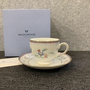 ●【売り切り】WEDGWOOD（ウェッジウッド）カップ&ソーサー ボーンチャイナ