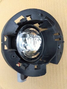 ダイハツ ムーブキャンバス LA800S LED フォグランプ 右