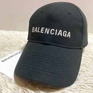 【極美品】 BALENCIAGA バレンシアガ ベースボールキャップ L58 マジックテープ 現行ロゴ デカロゴ コットン 黒 ブラック 帽子 キャップ