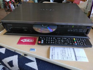 早い者勝ち、東芝ブルーレイレコーダータイムシフトDBR-M190傷少なく綺麗です。カード説明書準備編操作編2冊代用リモコンつきます。動作品