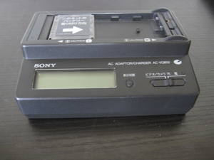 ■SONY■ ソニー 　AC-VQ850　ビデオカメラ用バッテリー充電器