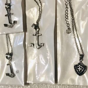 シルバーネックレス 十字架、イカリ、クーポンを使ってね.アクセの詰め放題に入ります。