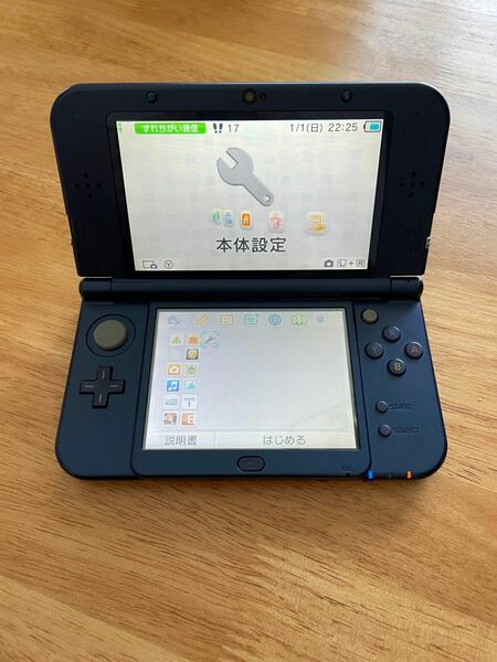 任天堂 new 3DS ll メタリックブルー 傷あり 液晶比較的綺麗。