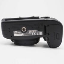 ■ほぼ新品■ CANON キャノン デジタル一眼レフカメラ EOS70D ボディ ブラック シャッター回数2482回 元箱・説明書付き_画像5