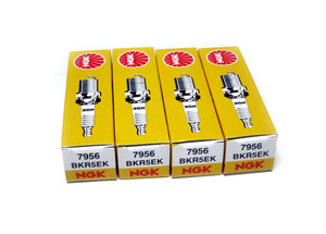 BKR_E NGK BKR5EK (7956) 一体type　Sparkplug　4本set 送料無料