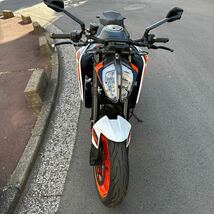 令和3年式　KTM DUKE 890R 実走行4205km 車検R6/10月　取説書あり　鍵カード　実質ワンーオーナー_画像1