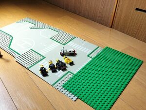 LEGO　レゴ 道路プレート　ミニフィグ等