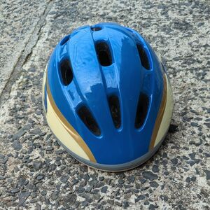 自転車用ヘルメット　50〜56センチ　 子供用　3歳〜8歳目安用