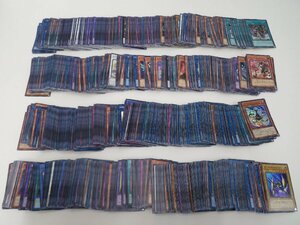 中古品●遊戯王　カードゲーム　キラ　まとめ売り　1000枚以上　※ダブり多数　15-2●1293E