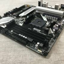 現状品 ASRock AMD Ryzen 3000/4000シリーズ(Soket AM4)対応 A520チップセット搭載 Micro ATX マザーボード A520M Pro4_画像6