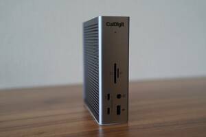 【美品】CalDigit TS4 カルデジット Thunderbolt Station 4-0.8m Thunderbolt 4ケーブル付き [TS4-JP-AMZ]