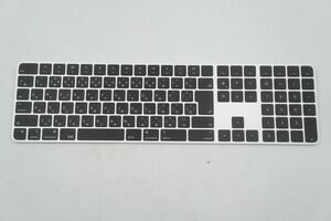 ★☆全額返金保証！最速発送！【Apple Magic Keyboard A2520 美品】★☆（202404-19384-PCkaitori）