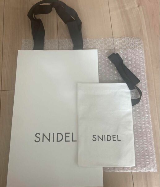 スナイデル SNIDEL　ラッピング ショッパー付きギフト巾着(S)