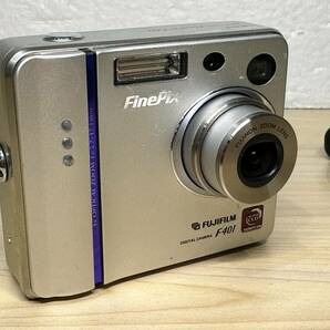 4488] 通電確認済み FUJIFILM 富士フィルム FinePix F401 シルバー デジタルカメラ オールドカメラ バッテリー 充電用ケーブル付きの画像3