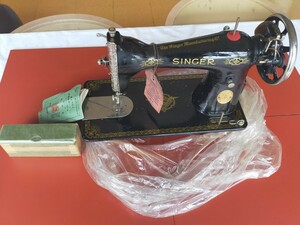  unused new goods singer sewing machine antique 