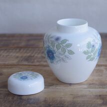 【難あり】ウェッジウッド クレメンタイン キャニスター 壺 Wedgwood Clementine ヴィンテージ 雑貨 陶磁器 ブルー 花柄 レトロ ヒビあり_画像3