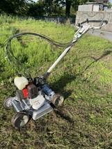 共立 スパイダーモア AZ850B 自走草刈り機 4WD 動作確認済み 草刈り良好 動画あり(3471）_画像1