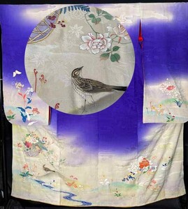 * kimono ... antique kimono obi * visit wear .. embroidery spring flowers and birds violet .. britain rose rose Taisho romance silk old cloth old .