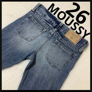 【希少】 MOUSSY デニム ローライズ 26 イエローステッチ 26サイズ ジーンズ　 カジュアル　渋谷109 可愛い