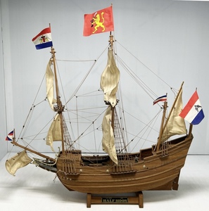 木製模型 帆船 1/40スケール ハーフムーン イマイ 木製模型 帆船