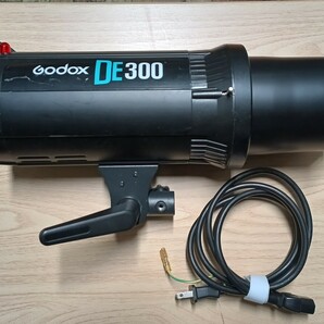 Godox DE300 300Ws モノブロックストロボ 中古の画像1