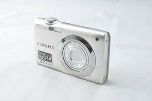 【送料無料 ジャンク】ニコン Nikon コンパクトデジタルカメラ COOLPIX S3000 シルバー クールピクス #B24507