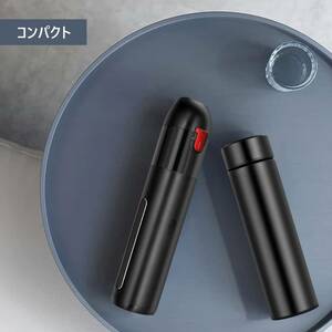 パワフルな吸引力を持つコンパクトコードレス掃除機 LEDライト付き 乾湿両用対応