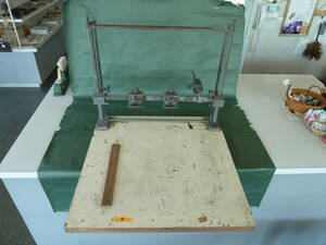  silk screen printer B width 60cm depth 60cm height 50cm used . secondhand goods 