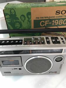  radio-cassette SONY CF-198V out box attaching 