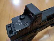 baton　airsoft BG-17 CO2　GBB RMRカットスライド用 ダットサイト取り付け ネジ2本 trijicon　RMR０６　用　グロック G17 gen5_画像3