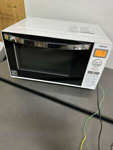 美品！TOSHIBA 東芝 電子レンジ ER-SS17A W ホワイト フラットタイプ 動作確認済み 2019年製 50Hz 60Hz 共用