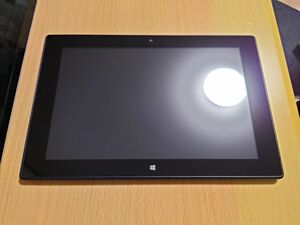 Diginnos DG-D09IW2SL 8.9インチ Windowsタブレット Win10 4GBRAM 64GBeMMC