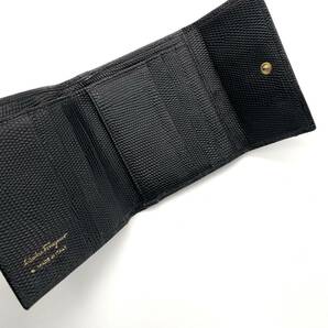 １円〜 ◇格安スタート◇ Salvatore Ferragamo サルヴァトーレフェラガモ ヴァラ 折りたたみ 二つ折り 財布 コンパクトウォレット レザーの画像5